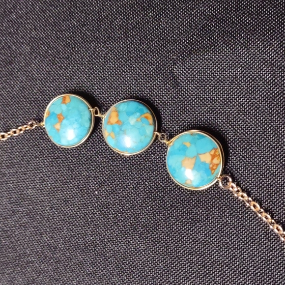 💎 Host Pick🎀Gold colored necklace with turquoise and light green beads - Picture 2 of 8